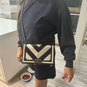 Beautiful  Chanel crossbody
